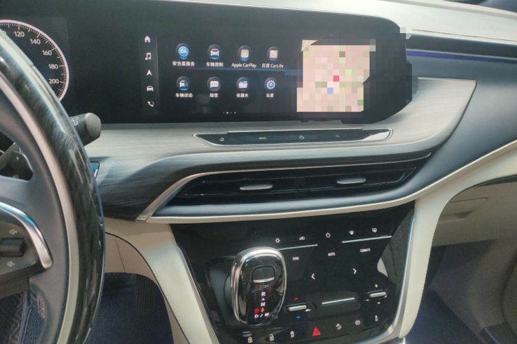 Used Buick GL8 2021 ES Landtrek 653T Comfort Edition Audio And AC Panel