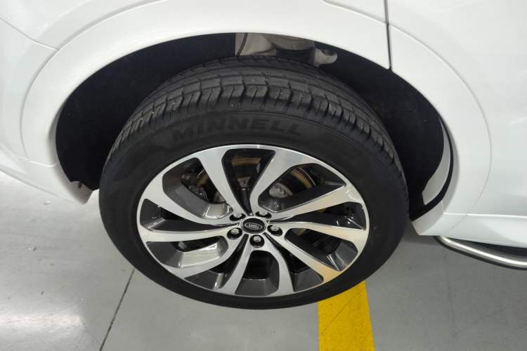 Used Land Rover Discovery Sport 2023 249 PS R-Dynamic S Performance Edition