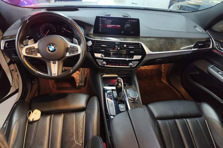 Used BMW 6 Series GT 2019 630i M Sport Package Audio And AC Panel