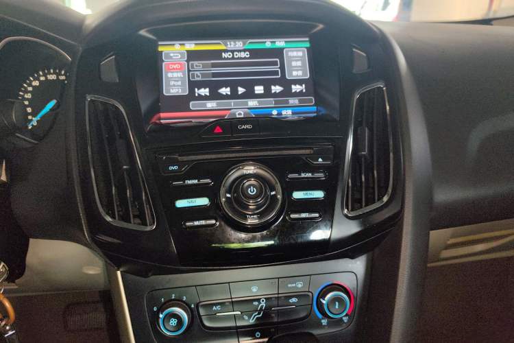 Used Ford Focus 2015 Sedan 1.6L Automatic Comfort Model