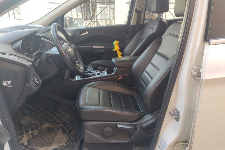 Used Ford Kuga 2019 EcoBoost 180 Two-Wheel-Drive Platinum Edition China V Standard Left Front Seat