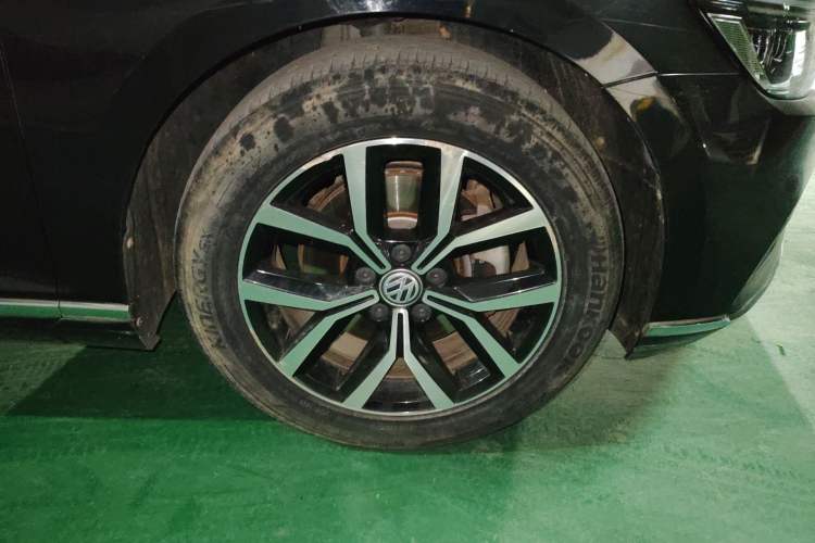 Used Volkswagen Magotan 2020 330TSI DSG Leading Model
