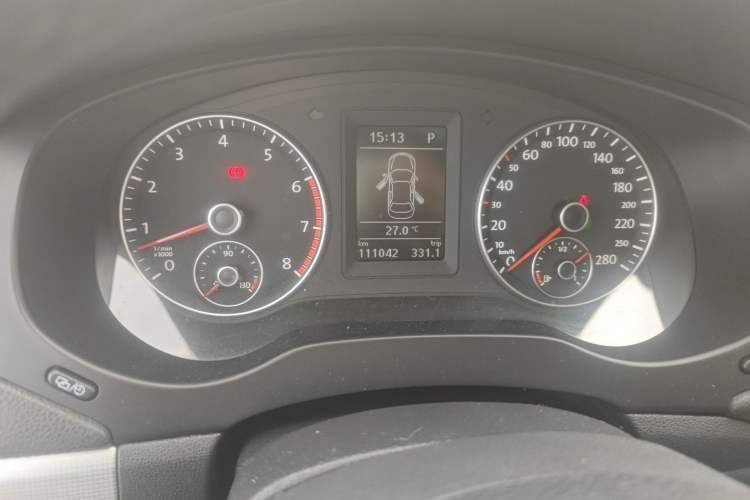 Used Volkswagen Sagitar 2014 Revised Version 1.4TSI Automatic Luxury Edition
