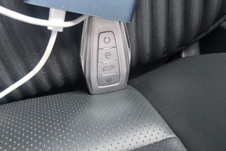 Used Geely Auto Coolray 2020 PRO 260T DCT Knight Vehicle Key