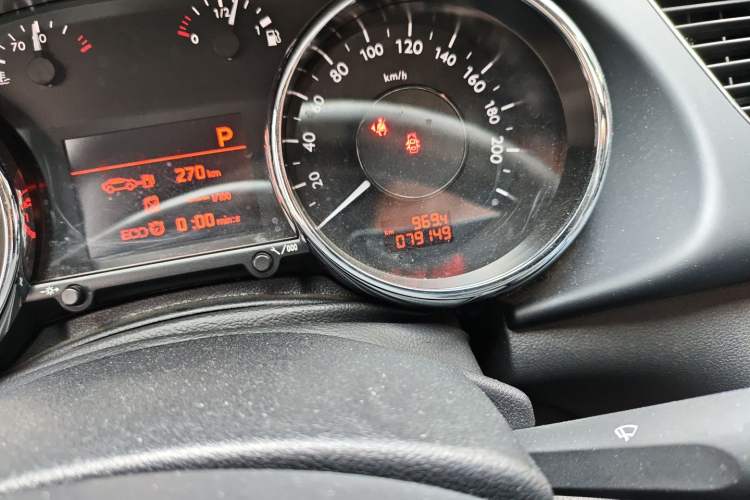 Used Peugeot 3008 2016 1.6THP Automatic Classic Edition