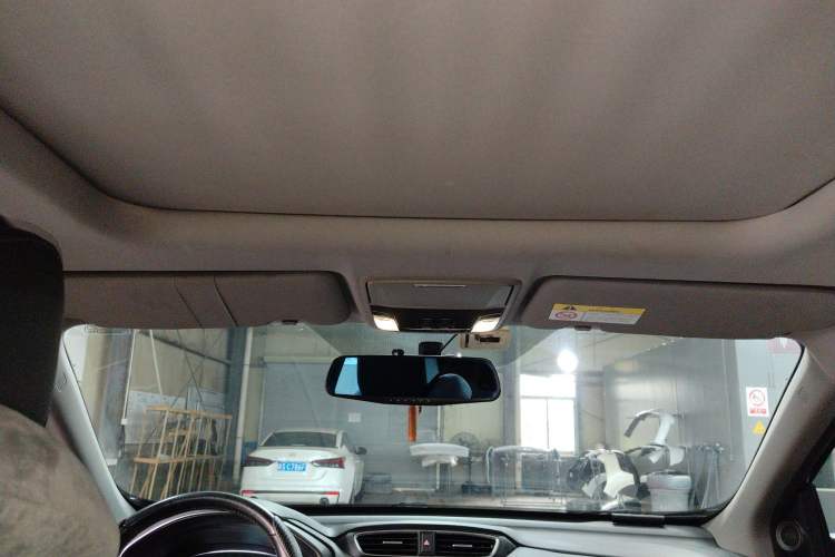 Used Honda CR-V 2017 240TURBO CVT Front-Wheel Drive Fashion Edition
