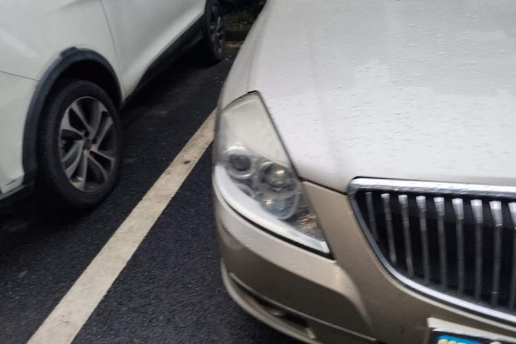 Used Buick Excelle 2011 1.6 LE-AT Right Front Headlight