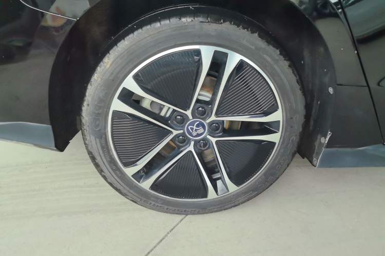 Used BYD Han 2023 EV Champion Edition 605KM Front-Drive Premium Model