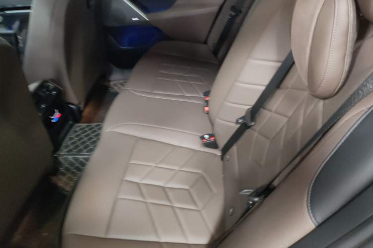 Used BMW 5 Series 2024 525Li M Sport Package