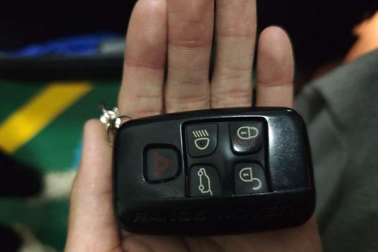 Used Land Rover Discovery 2014 3.0 SDV6 HSE Diesel Edition