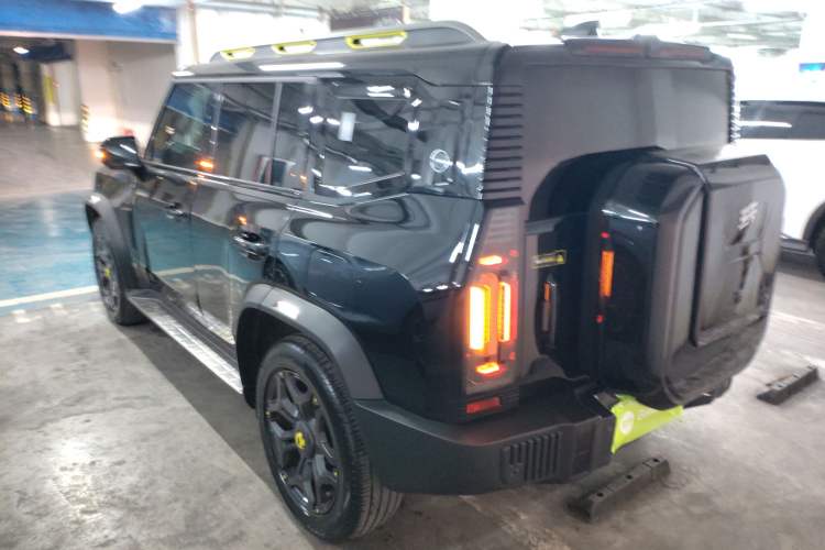 Used JETOUR Shanhai Traveler C-DM 2024 C-DM 208KM Mountain & Wilderness Edition
