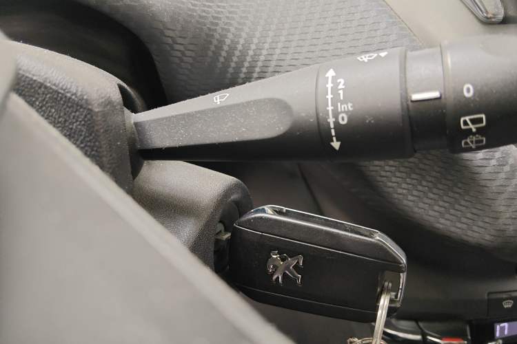 Used Peugeot 2008 2014 1.6L Automatic Fashion Edition Vehicle Key