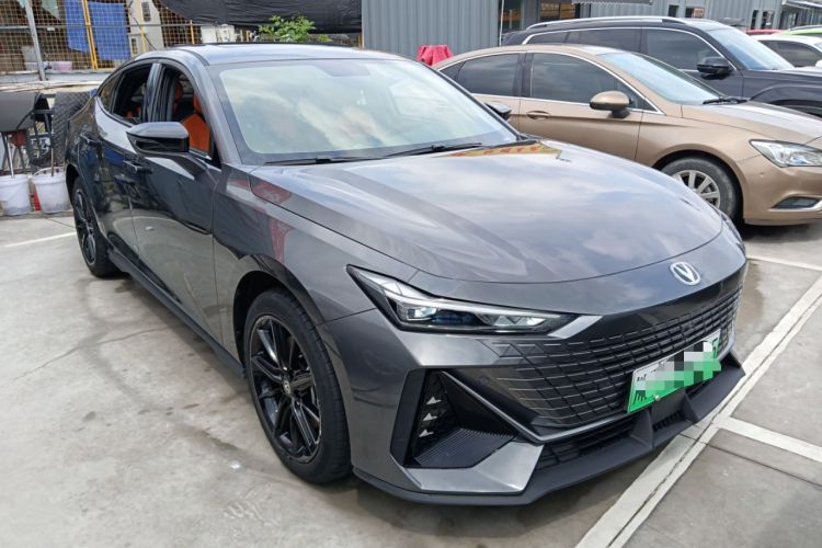 Used CHANGAN UNI-V iDD 2023 ZhiDian iDD 1.5T 113km Smart & Fun Version Exterior 1