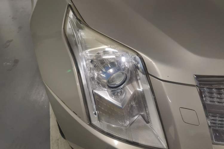 Used Cadillac SRX 2011 3.0L Flagship Edition