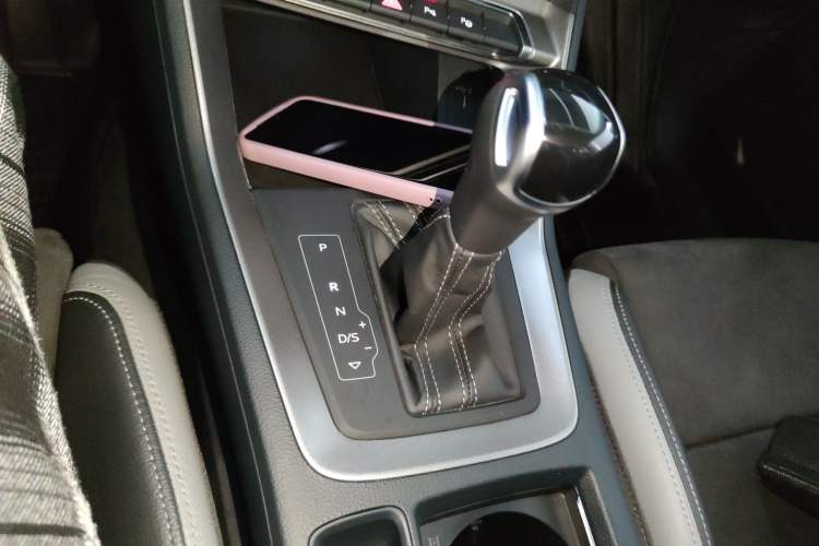 Used Audi Q3 2021 35 TFSI Fashion Dynamic Model