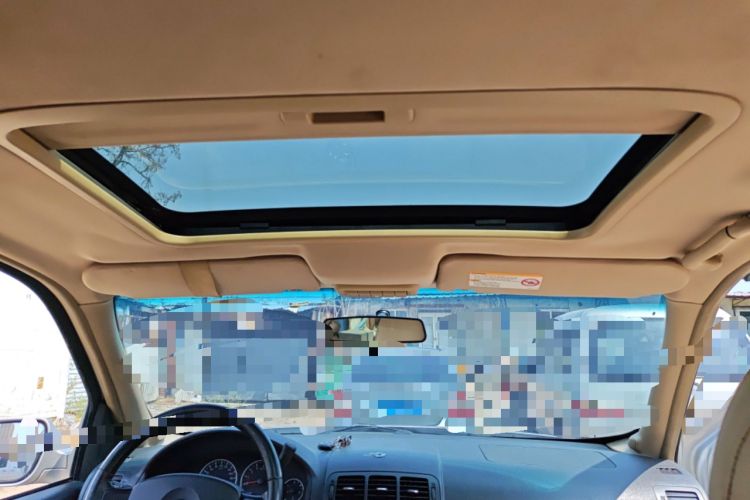 Used Buick GL8 2013 2.4L Executive Edition Headliner