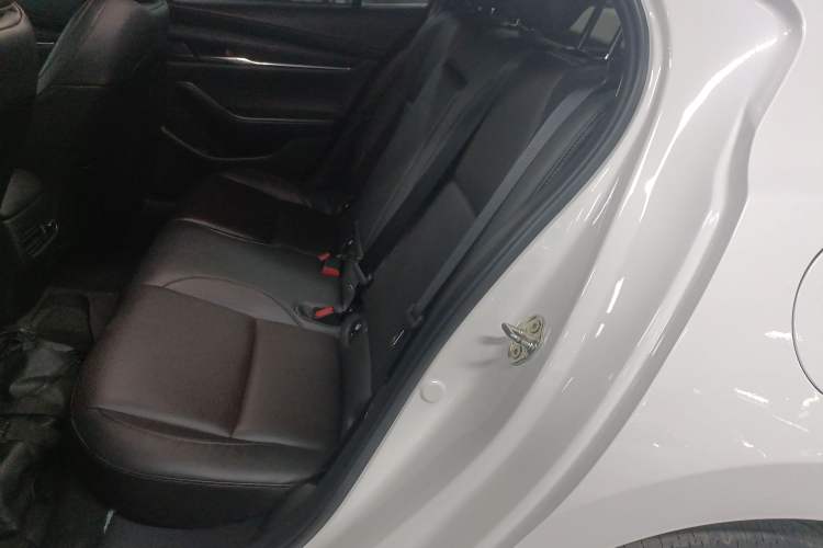 Used Mazda 3 Axela 2021 2.0L Automatic Zhiya Edition