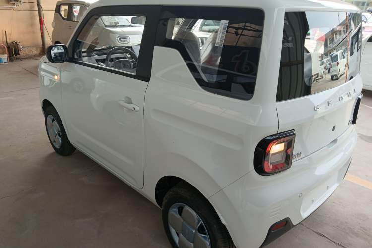 Used Geely Galaxy Panda 2024 Panda Mini 200km Endurance Bear