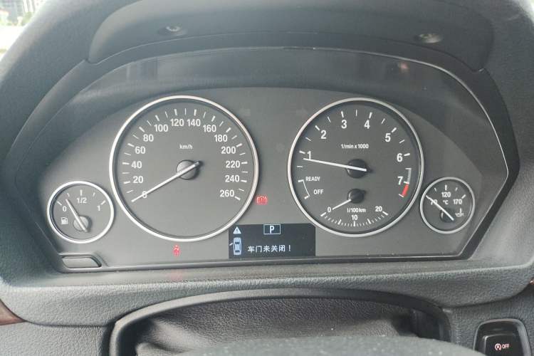 Used BMW 3 Series 2016 320Li Ambition Model