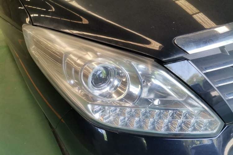 Used FORTHING CM7 2016 2.0T Manual Luxury Edition Right Front Headlight