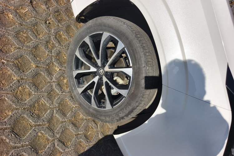 Used Changan UNI-Z New Energy 2024 Blue Whale Smart Electric iDD 125km Beyond Edition