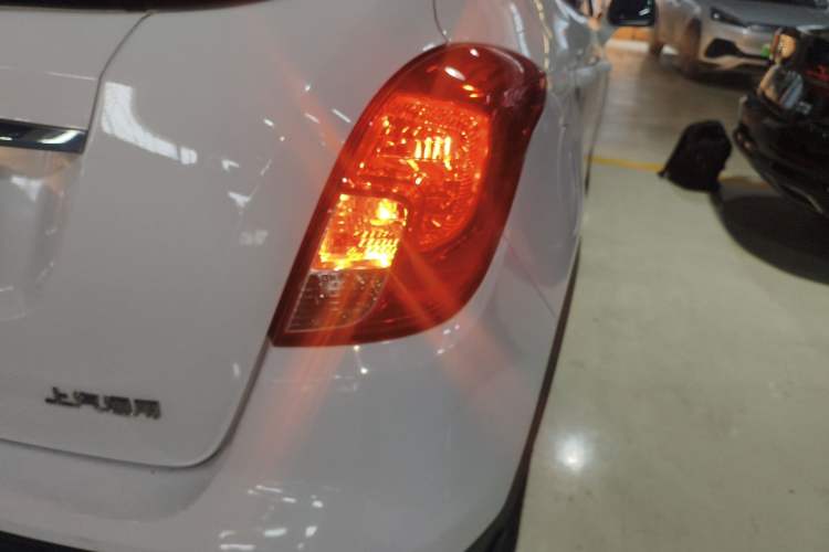 Used Buick Encore 2017 18T Automatic Two-Wheel Drive Urban Leading Model Right Rear Taillight