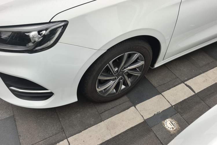 Used Geely Auto Binray 2019 200T Manual Binchi Edition