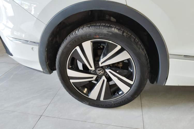 Used Volkswagen Tiguan X 2022 330TSI Two-Wheel-Drive Flagship Edition Right Rear Wheel Hub