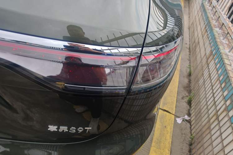 Used Hima S9T 2025 Model Pure Electric Four-Wheel-Drive Ultra
