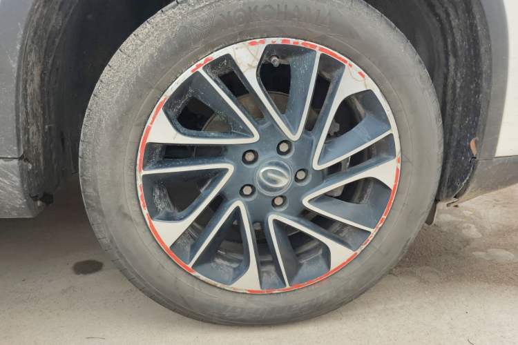 Used GAC Trumpchi GS4 2015 200T Manual Elite Edition Right Front Wheel Hub