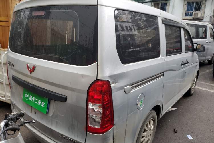 Used Wuling Rongguang V 2018 1.5L Practical Version
