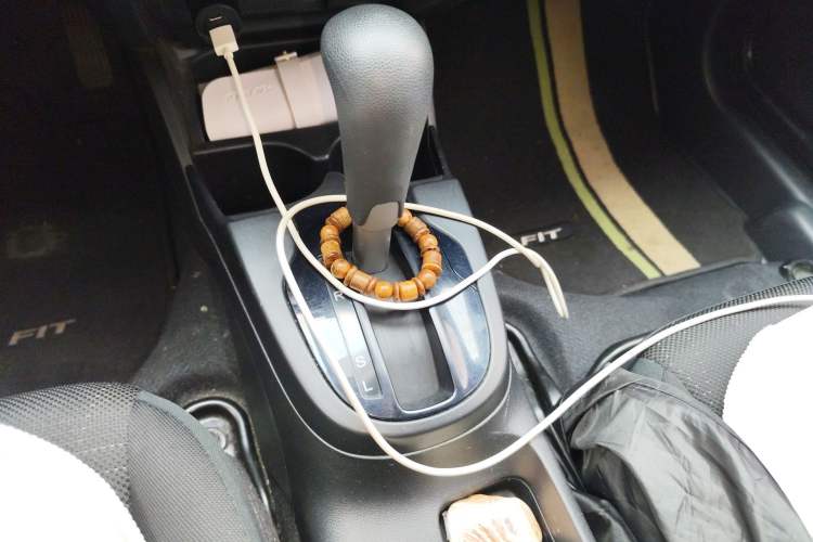 Used Honda Fit 2018 1.5L CVT Comfort Version Gear Lever