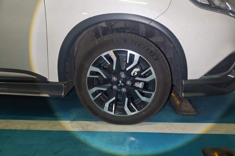 Used Mitsubishi Outlander 2020 2.4L 4x4 Zhi Xiang Edition 5 Seats