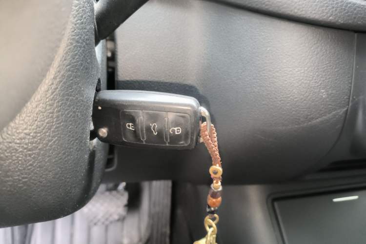 Used Volkswagen Tiguan L 2017 300TSI Automatic Two-Wheel Drive Silk Road Luxury Edition