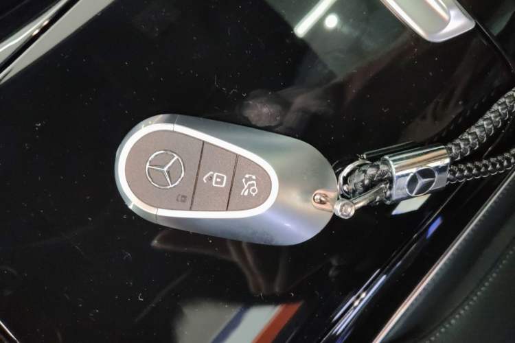 Used Mercedes-Benz C-Class 2025 Refresh C 260 L Night Edition Sports Version