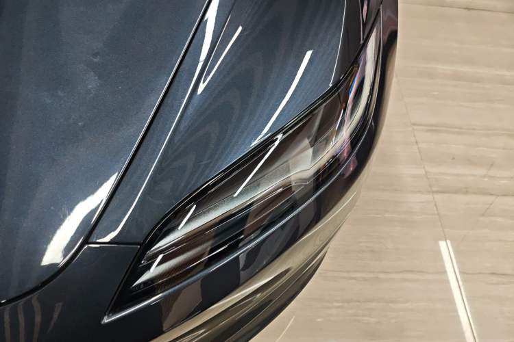 Used Tesla Model 3 2025 Rear-Wheel-Drive Version