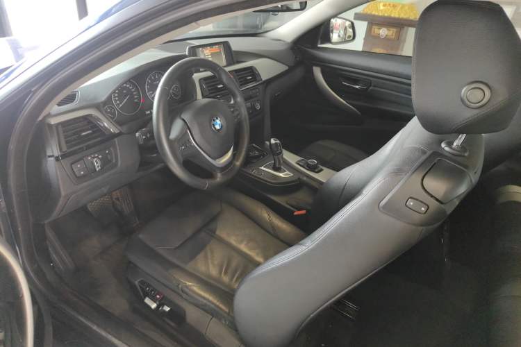Used BMW 4 Series 2016 420i Fashion Model