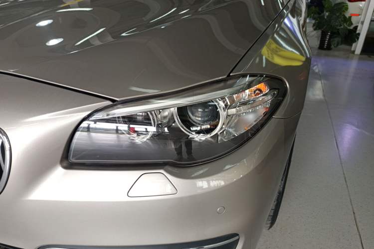 Used BMW 5 Series 2014 525Li Luxury Design Package