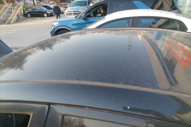 Used Hyundai Celesta 2015 1.6L Manual Comfort Model
