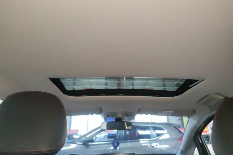 Used Geely Auto Vision X3 2021 PRO 1.5L CVT Deluxe Model
