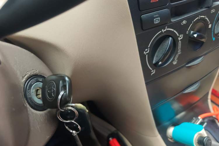 Used Toyota Corolla EX 2010 1.6L Manual Classic Edition