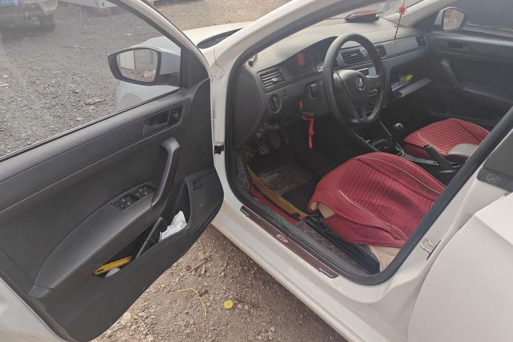 Used Volkswagen Santana 2018 1.5L Manual Fashion Edition