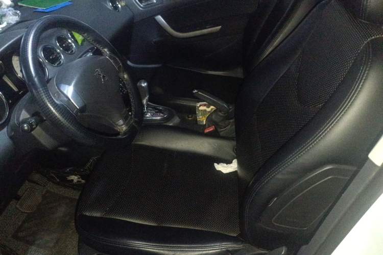 Used Peugeot 408 2013 2.0L Automatic Luxury Edition
