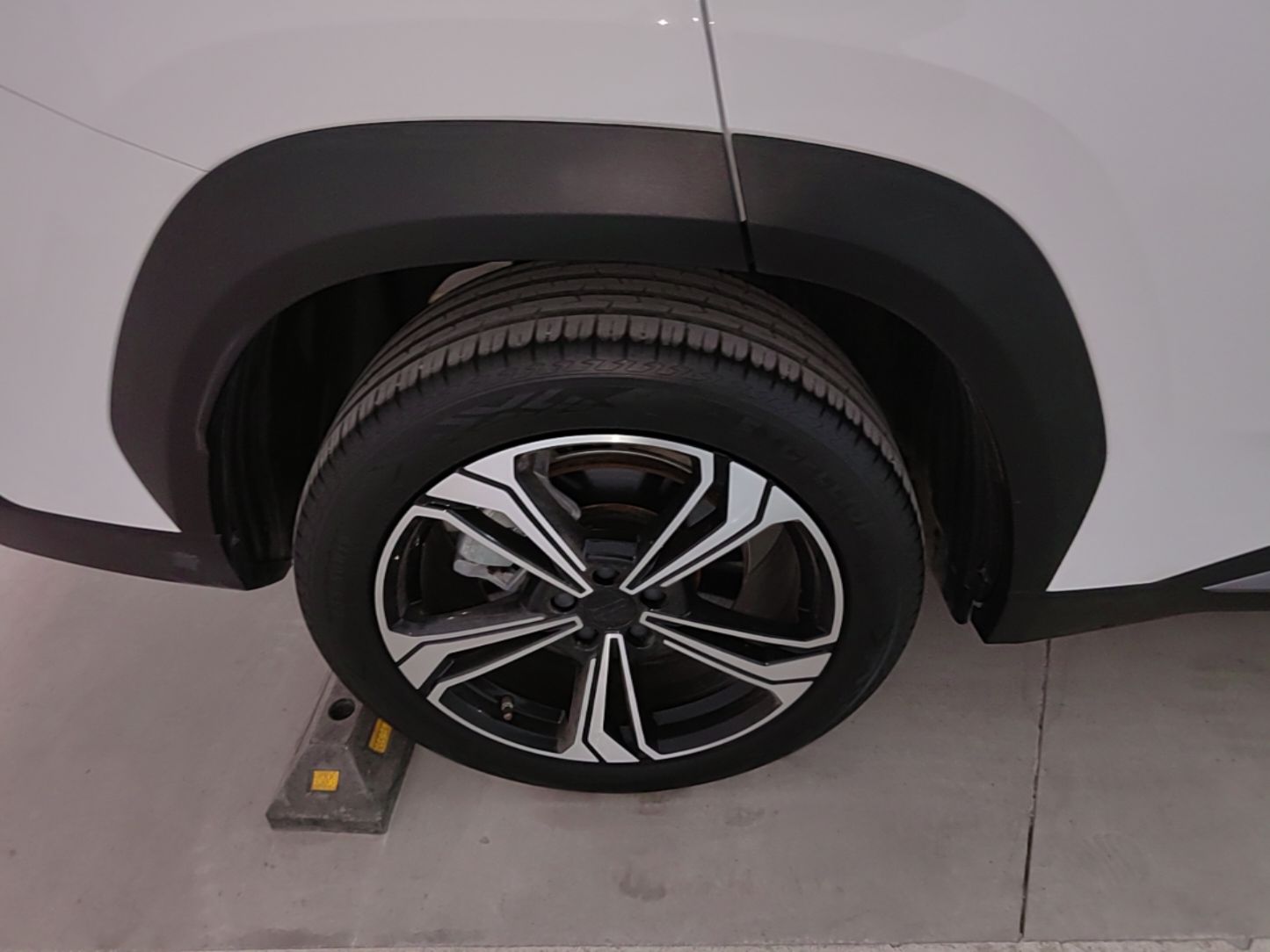 Geely Galaxy L7 2023 1.5T 115 km MAX — снимка 11