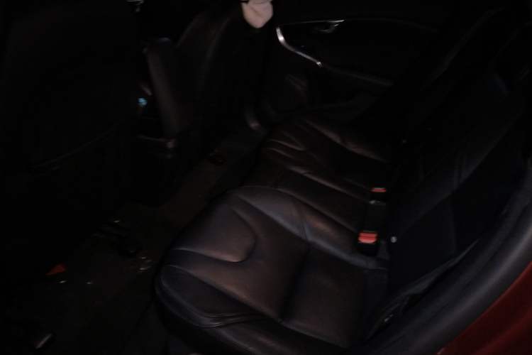 Used Volvo V40 2016 T3 Zhiyi Edition