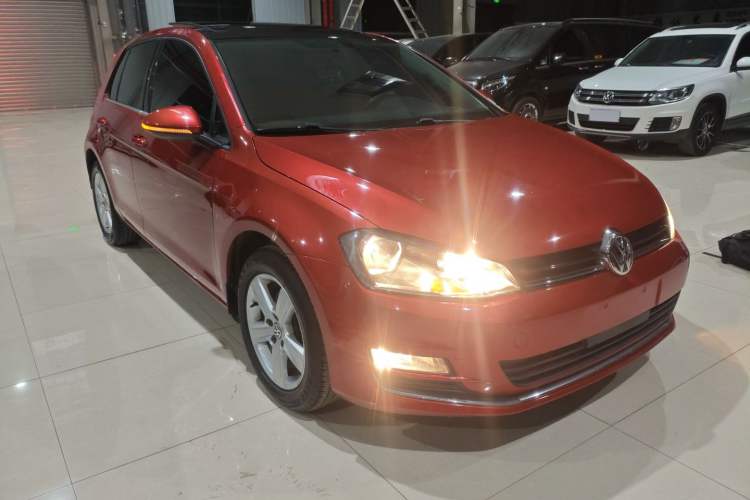 Used Volkswagen Golf 2015 1.6L Automatic Comfort Model Exterior 1