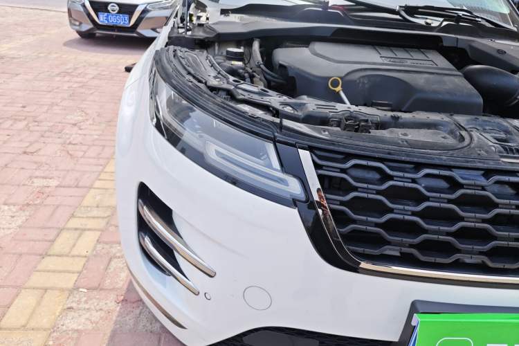 Used Land Rover Range Evoque 2021 Range Rover L 249 PS R-Dynamic SE Luxury Edition Right Front Headlight