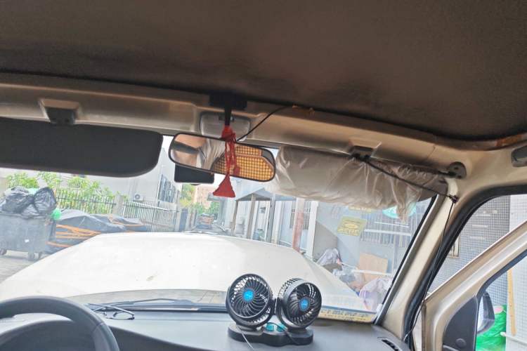 Used Wuling Rongguang 2019 1.5L Extended-Body Van Base Model with 2 Seats Headliner