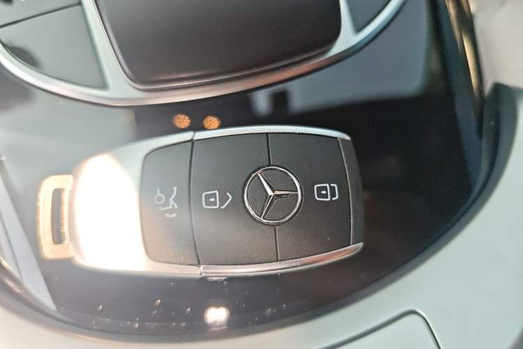 Used Mercedes-Benz EQC 2022 EQC 400 4MATIC Interior 1