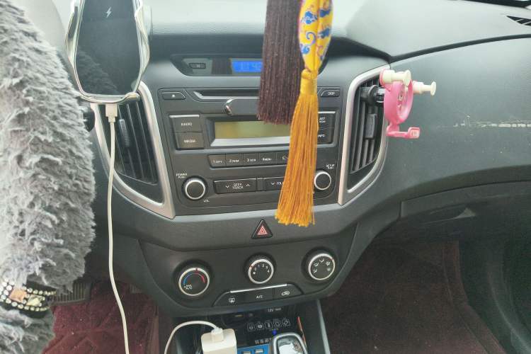 Used Hyundai ix25 2015 1.6L Automatic Two-Wheel Drive Smart GLS Trim
